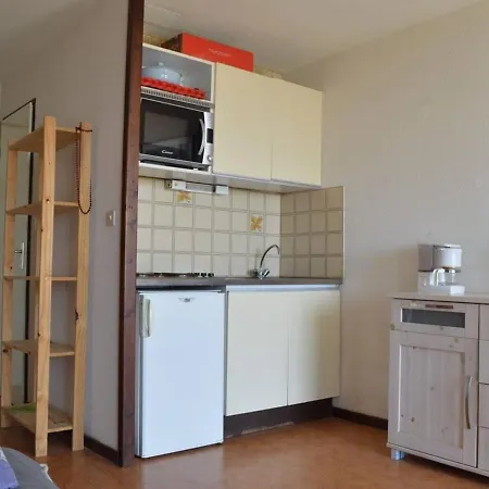 Appt Familial Avec Piscine, Parking A 700m De La - Fr-1-229d-8 Saint-Pierre-la-Mer (Aude)